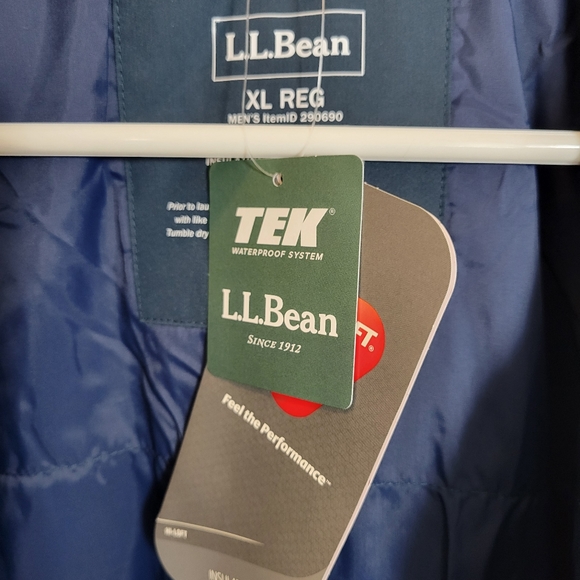 L.L. Bean All-Weather Commuter Coat - Picture 4 of 6